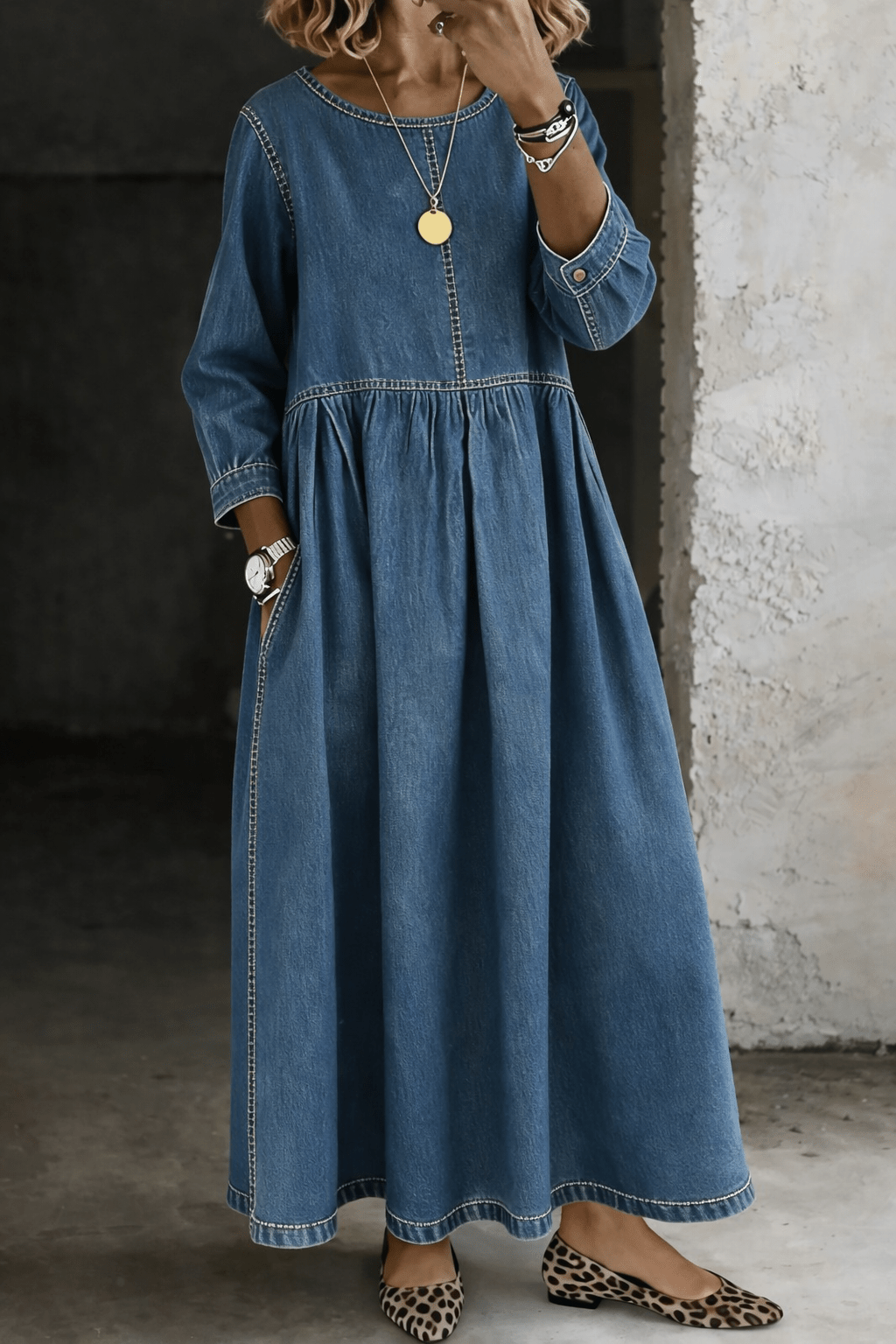 Melissa | Round Neck Long Sleeve Denim Dress - MUSSRA