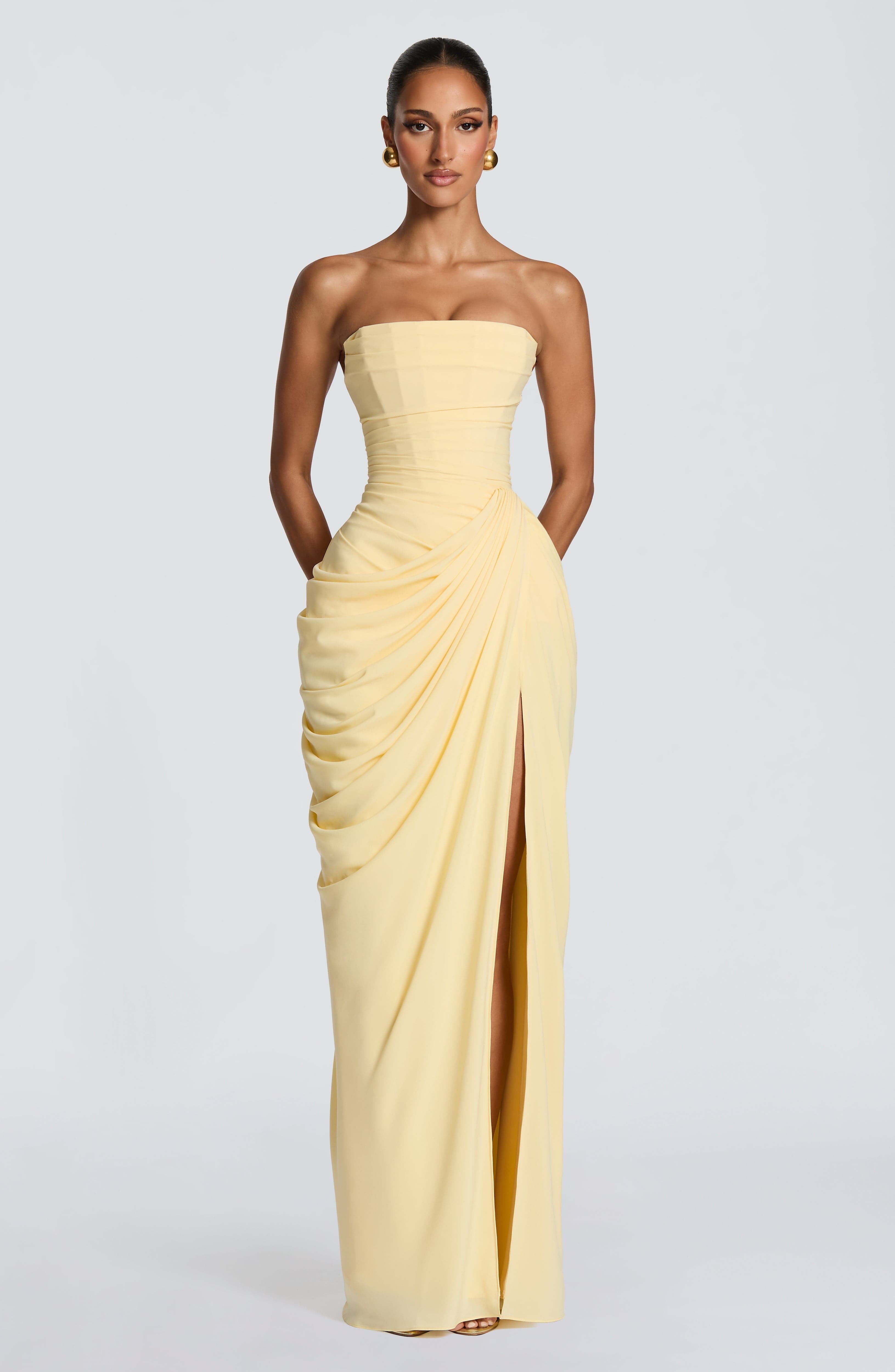 Velmora Maxi Dress - MUSSRA